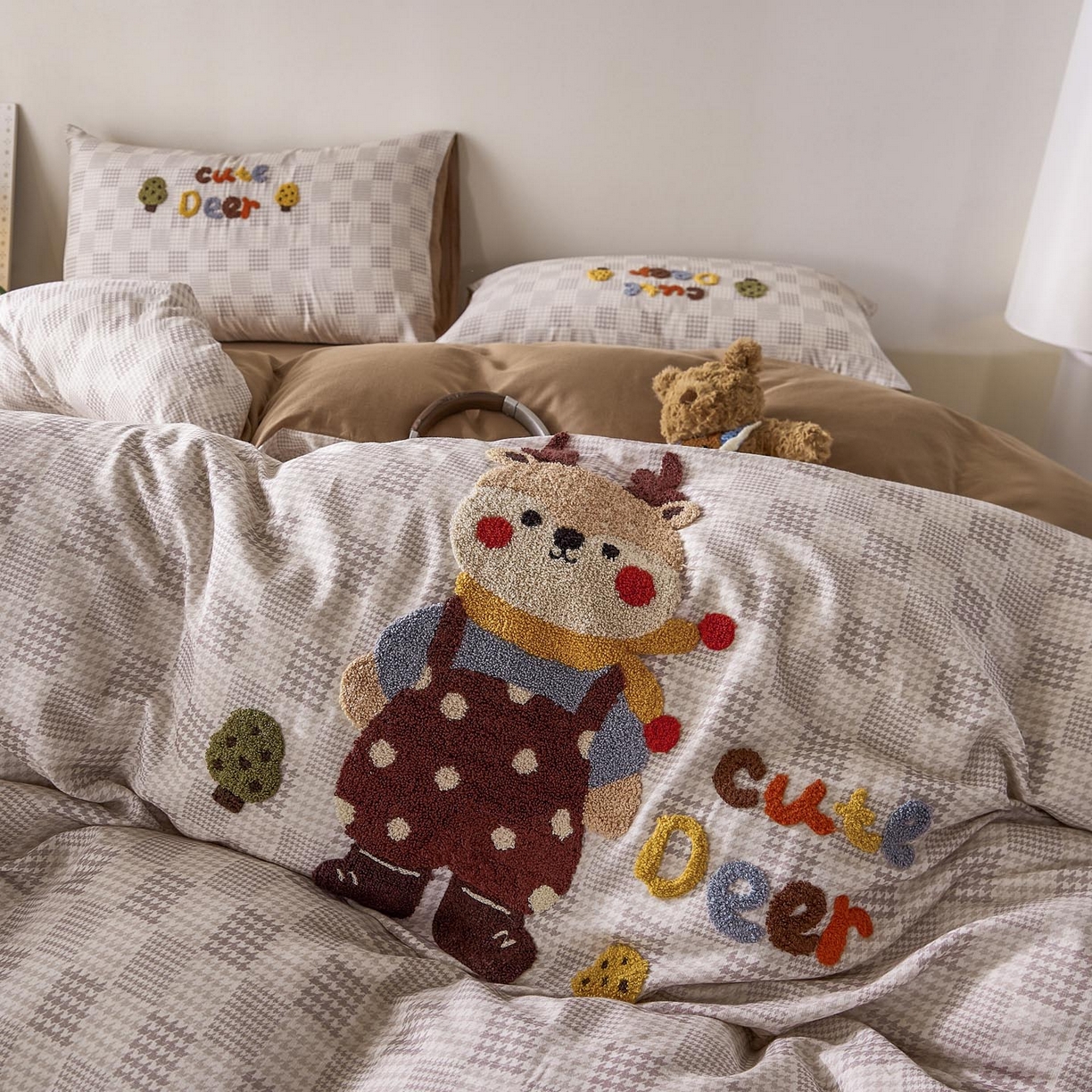 91家纺网 家纺一手货源 找家纺 帅露家纺 2026新款A类全棉纯棉双层纱毛巾绣四件套 鹿林