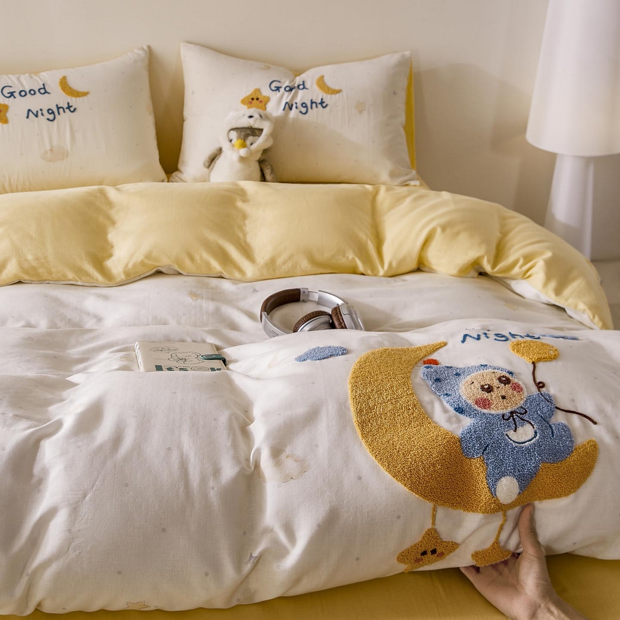 91家纺网 家纺一手货源 找家纺 帅露家纺 2026新款A类全棉纯棉双层纱毛巾绣四件套 星月宝贝