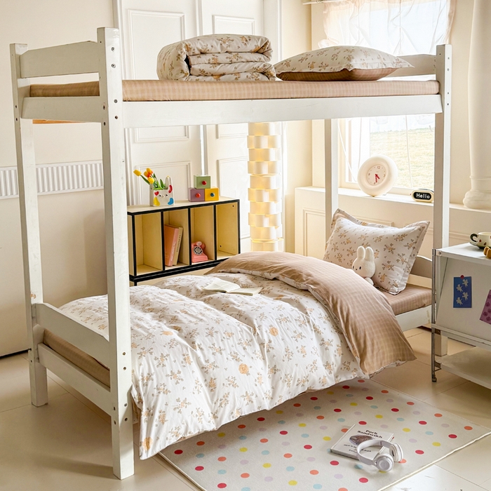 91家纺网 家纺一手货源 找家纺 简冠家纺 2025新款全棉学生三件套宿舍三件套纯棉学生床垫羽丝绒被子被芯 城南花开