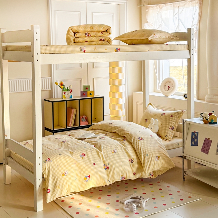 91家纺网 家纺一手货源 找家纺 简冠家纺 2025新款全棉学生三件套宿舍三件套纯棉学生床垫羽丝绒被子被芯 精灵王国