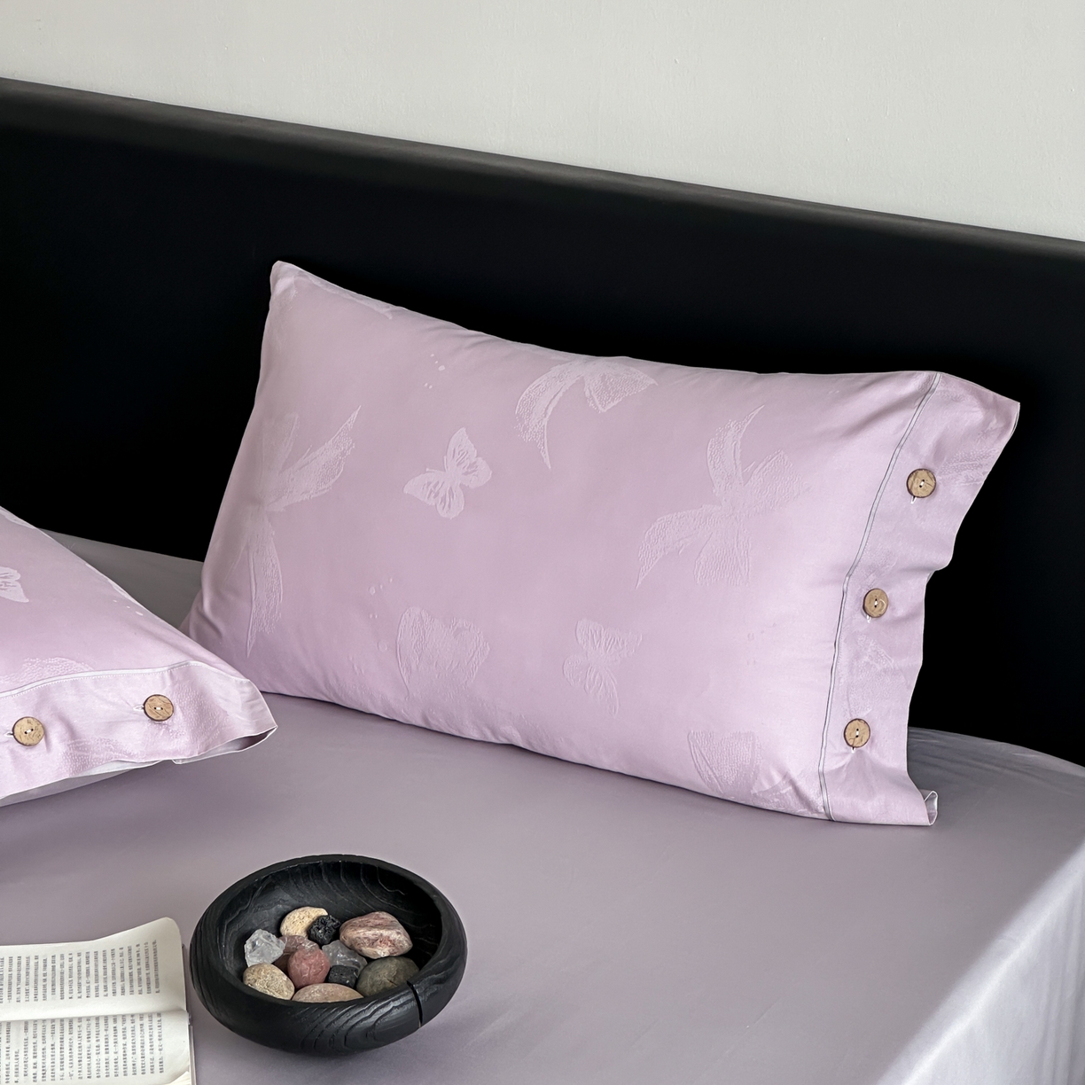 91家纺网 家纺一手货源 找家纺 FORTWO家纺原创设计（FOR TWO家纺） 2026春夏新款60支全棉纯棉立体浮雕提花四件套 蝶花清梦