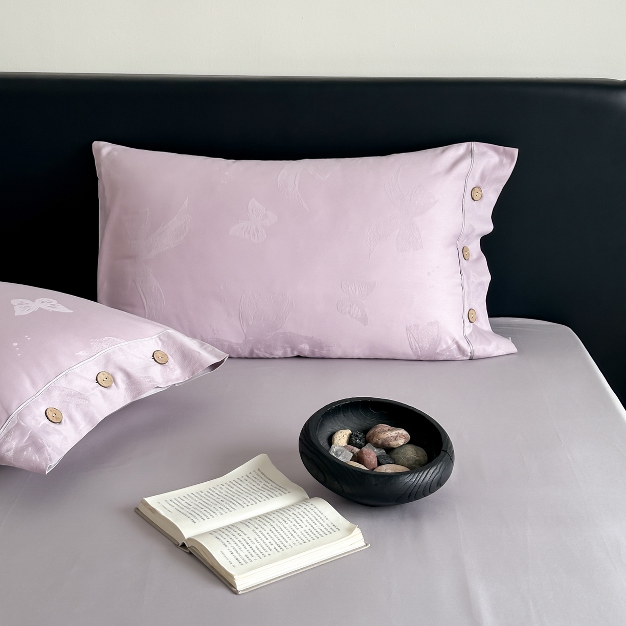 91家纺网 家纺一手货源 找家纺 FORTWO家纺原创设计（FOR TWO家纺） 2026春夏新款60支全棉纯棉立体浮雕提花四件套 蝶花清梦