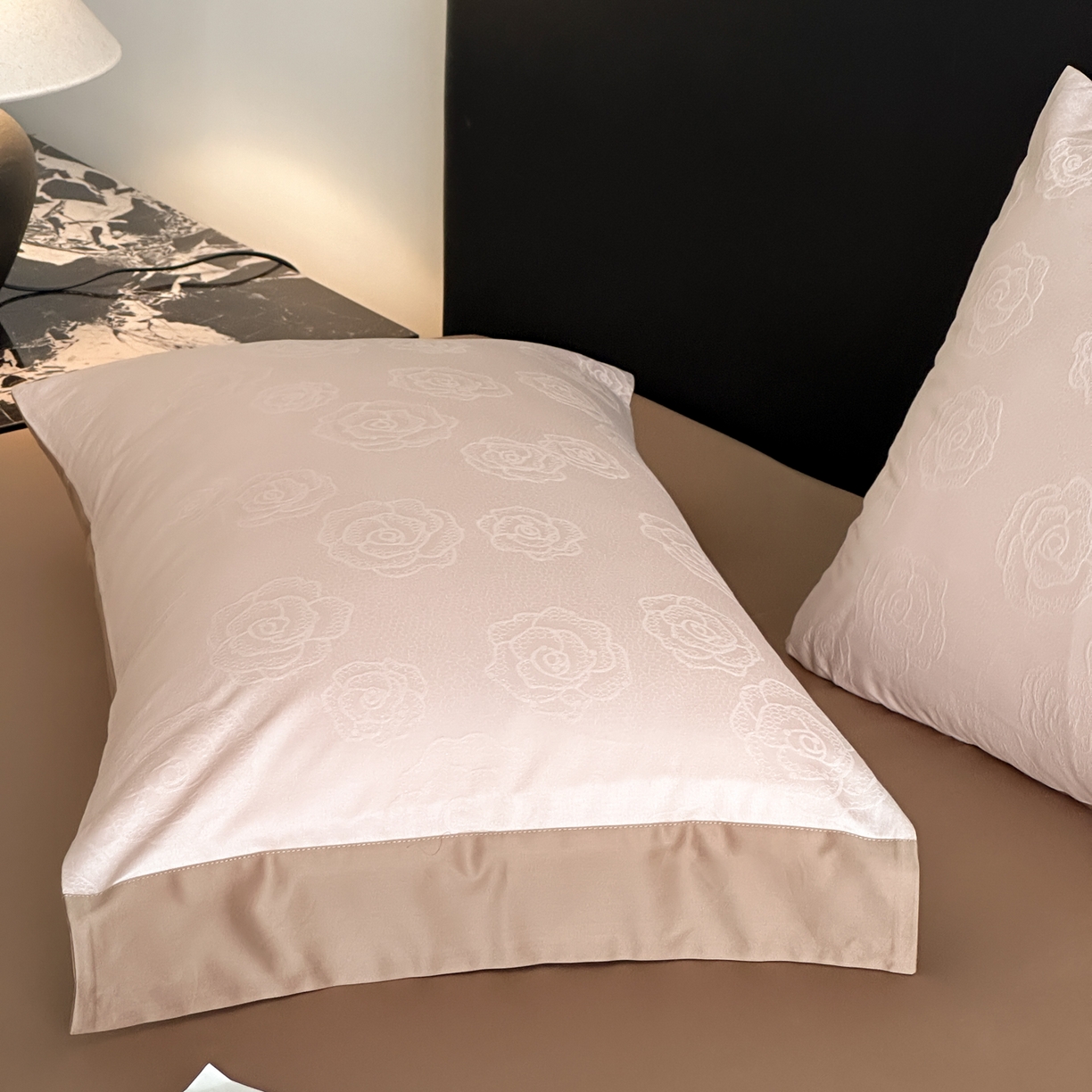 91家纺网 家纺一手货源 找家纺 FORTWO家纺原创设计（FOR TWO家纺） 2026春夏新款60支全棉纯棉立体浮雕提花四件套 浪漫主义