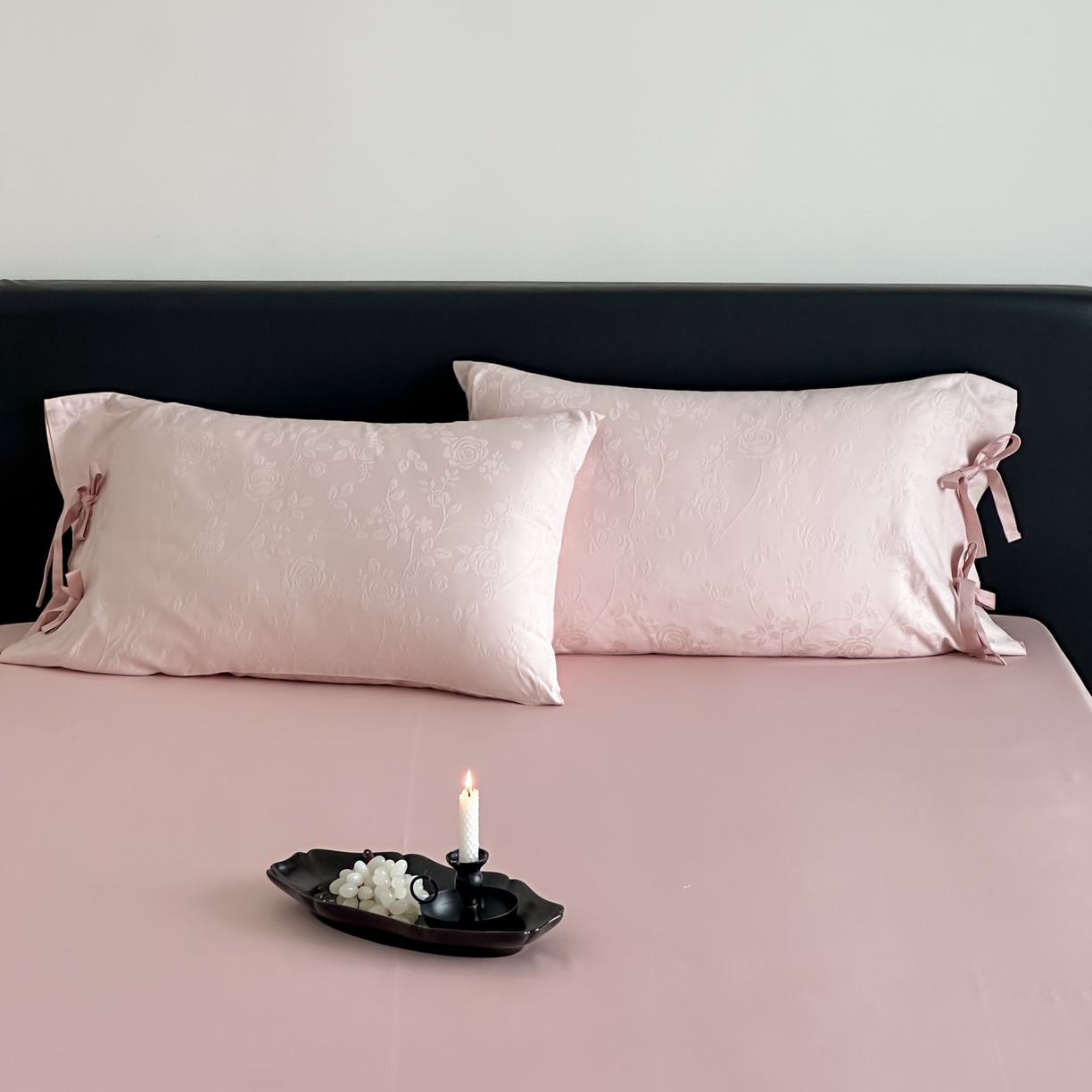 91家纺网 家纺一手货源 找家纺 FORTWO家纺原创设计（FOR TWO家纺） 2026春夏新款60支全棉纯棉立体浮雕提花四件套 小苍兰