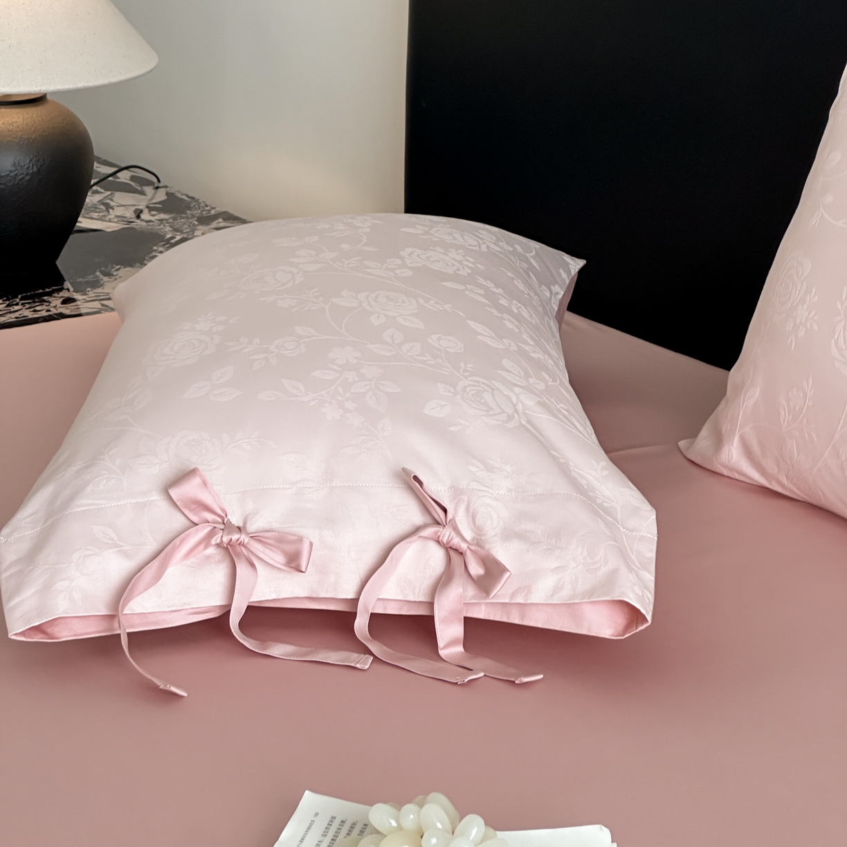 91家纺网 家纺一手货源 找家纺 FORTWO家纺原创设计（FOR TWO家纺） 2026春夏新款60支全棉纯棉立体浮雕提花四件套 小苍兰