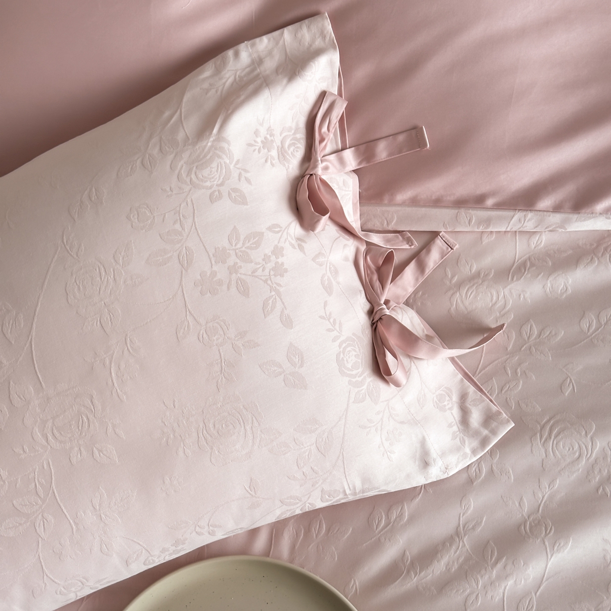 91家纺网 家纺一手货源 找家纺 FORTWO家纺原创设计（FOR TWO家纺） 2026春夏新款60支全棉纯棉立体浮雕提花四件套 小苍兰