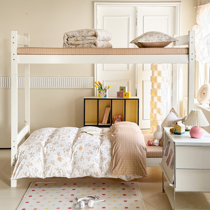 91家纺网 家纺一手货源 找家纺 简冠家纺 2025新款全棉学生三件套宿舍三件套纯棉学生床垫羽丝绒被子被芯 城南花开