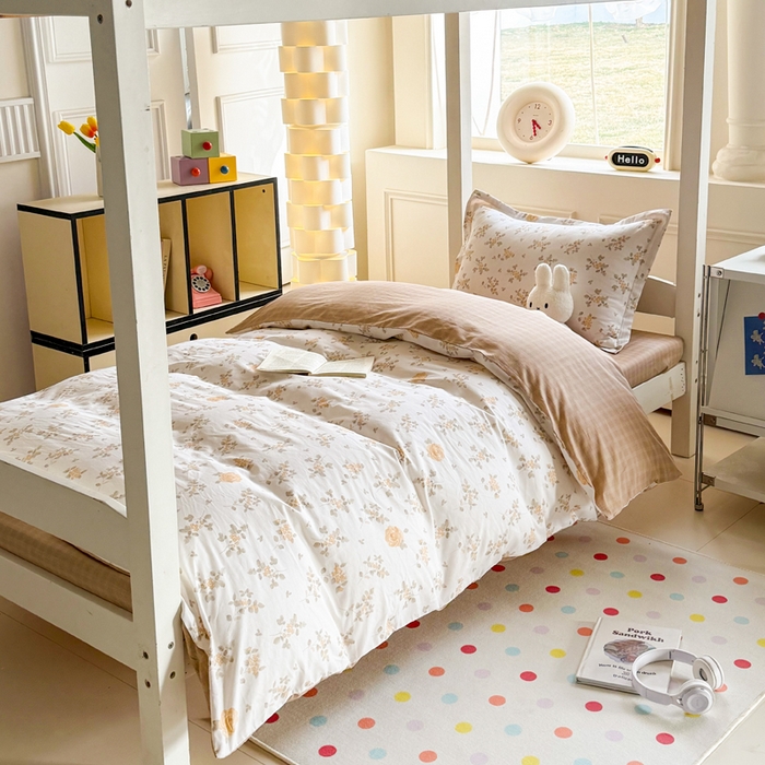 91家纺网 家纺一手货源 找家纺 简冠家纺 2025新款全棉学生三件套宿舍三件套纯棉学生床垫羽丝绒被子被芯 城南花开