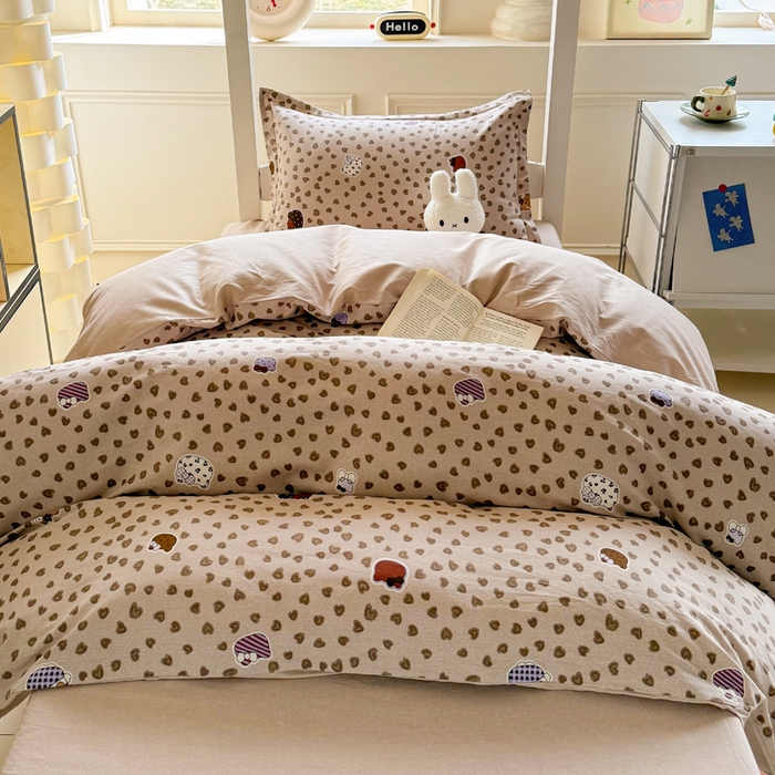 91家纺网 家纺一手货源 找家纺 简冠家纺 2025新款全棉学生三件套宿舍三件套纯棉学生床垫羽丝绒被子被芯 初享时光-咖