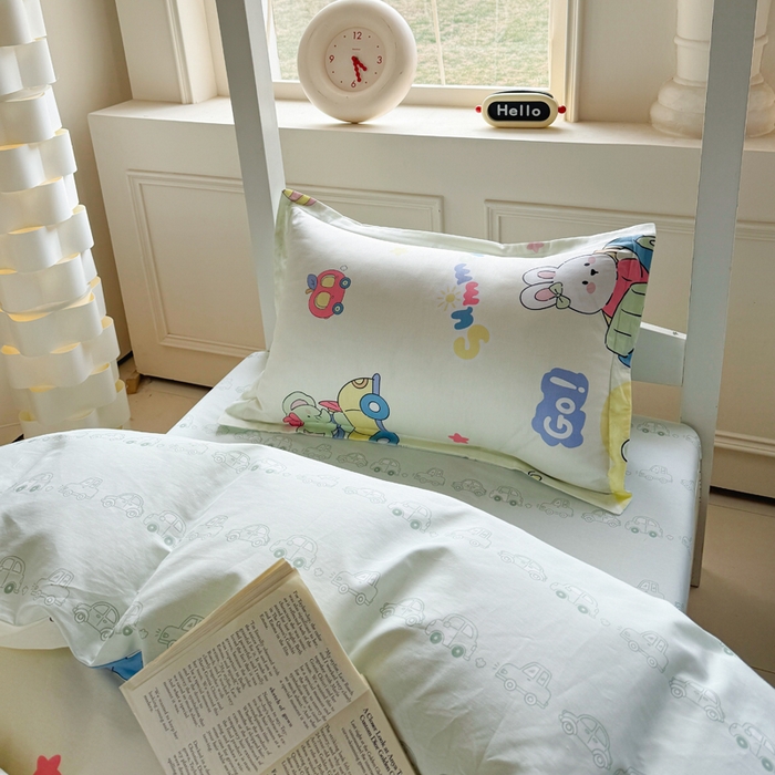 91家纺网 家纺一手货源 找家纺 简冠家纺 2025新款全棉学生三件套宿舍三件套纯棉学生床垫羽丝绒被子被芯 快乐动物城