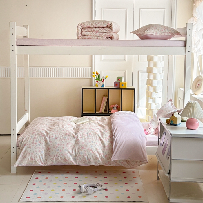 91家纺网 家纺一手货源 找家纺 简冠家纺 2025新款全棉学生三件套宿舍三件套纯棉学生床垫羽丝绒被子被芯 碎花拾影