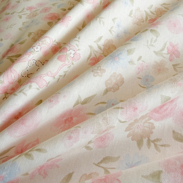 91家纺网 家纺一手货源 找家纺 简冠家纺 2025新款全棉学生宿舍三四件套床笠款 碎花拾影