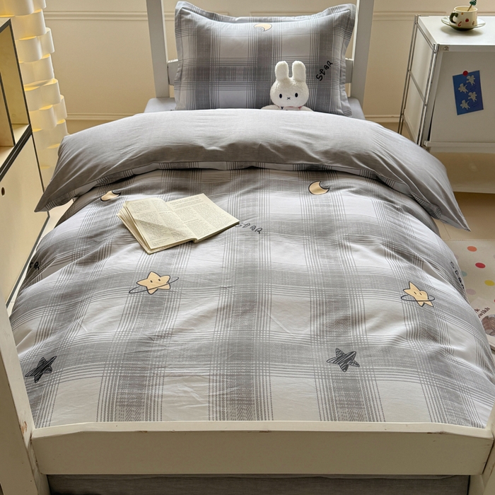91家纺网 家纺一手货源 找家纺 简冠家纺 2025新款全棉学生宿舍三四件套床笠款 星空印记