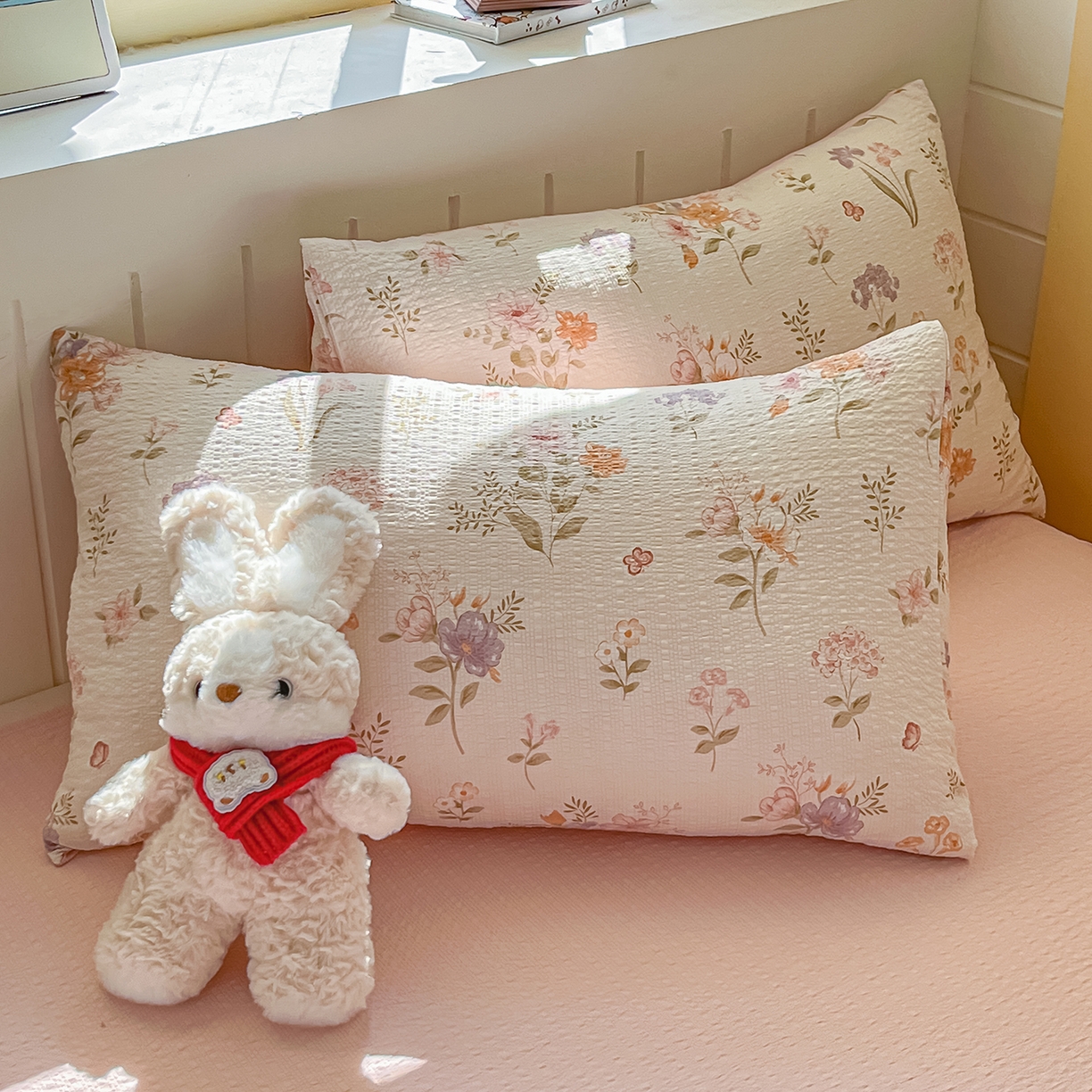 91家纺网 家纺一手货源 找家纺 金梦拉家纺 2026新款A类高品质高克重超柔泡芙纱泡泡纱小清新四件套 海棠听风