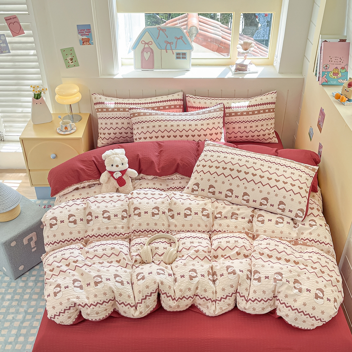 91家纺网 家纺一手货源 找家纺 金梦拉家纺 2026新款A类高品质高克重超柔泡芙纱泡泡纱小清新四件套 红色雪宝