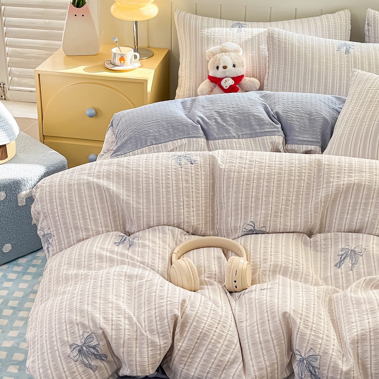 91家纺网 家纺一手货源 找家纺 金梦拉家纺 2026新款A类高品质高克重超柔泡芙纱泡泡纱小清新四件套 蝴蝶结兰