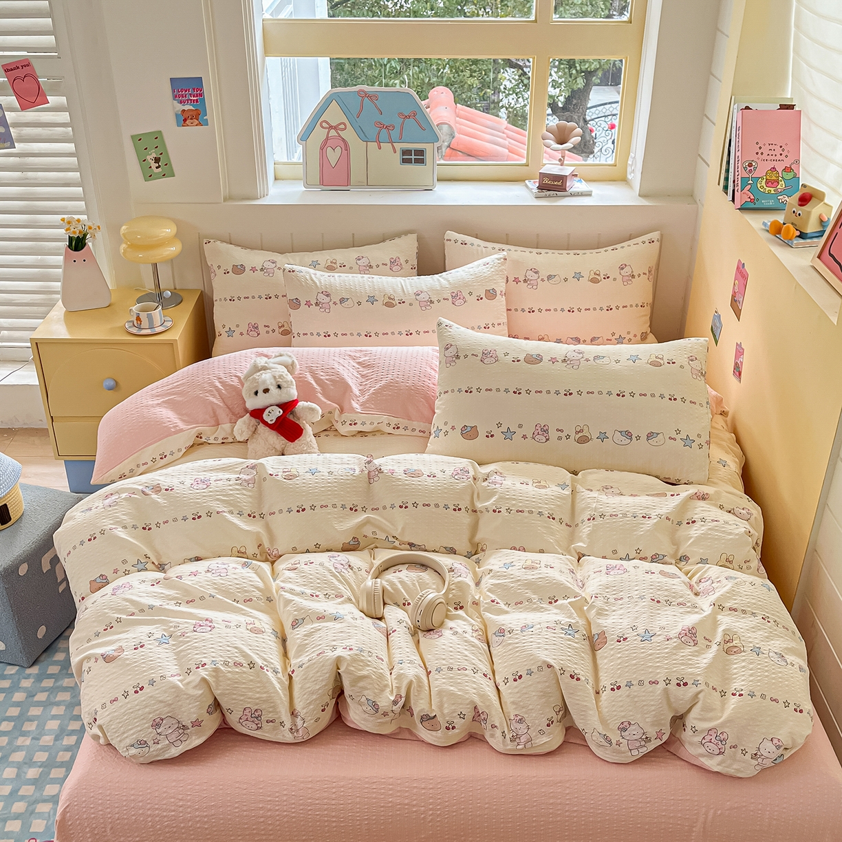 91家纺网 家纺一手货源 找家纺 金梦拉家纺 2026新款A类高品质高克重超柔泡芙纱泡泡纱小清新四件套 可爱小喵