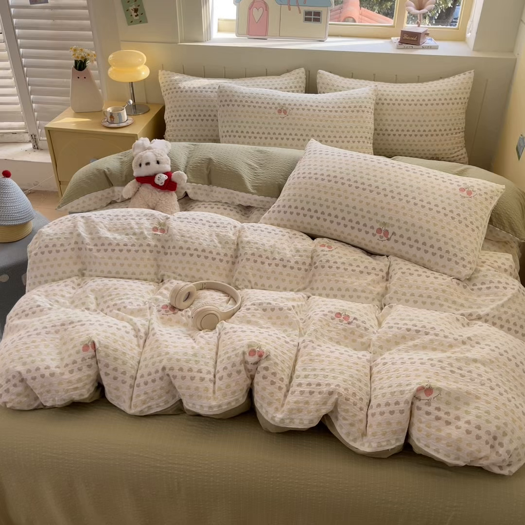 91家纺网 家纺一手货源 找家纺 金梦拉家纺 2026新款A类高品质高克重超柔泡芙纱泡泡纱小清新四件套 绿色心情