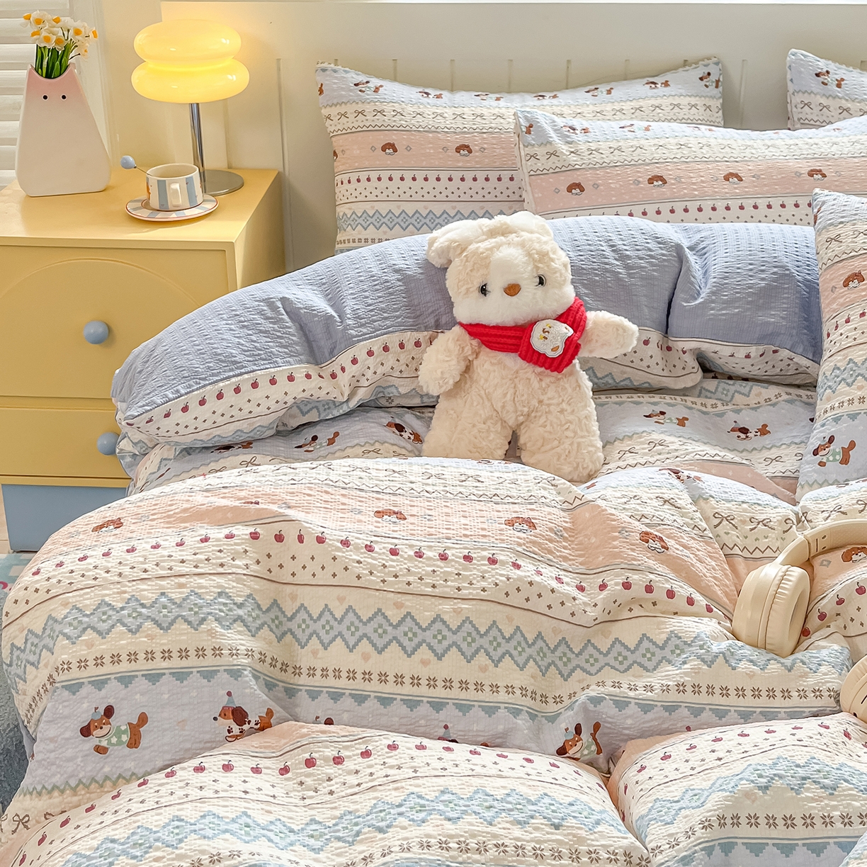 91家纺网 家纺一手货源 找家纺 金梦拉家纺 2026新款A类高品质高克重超柔泡芙纱泡泡纱小清新四件套 萌趣小狗