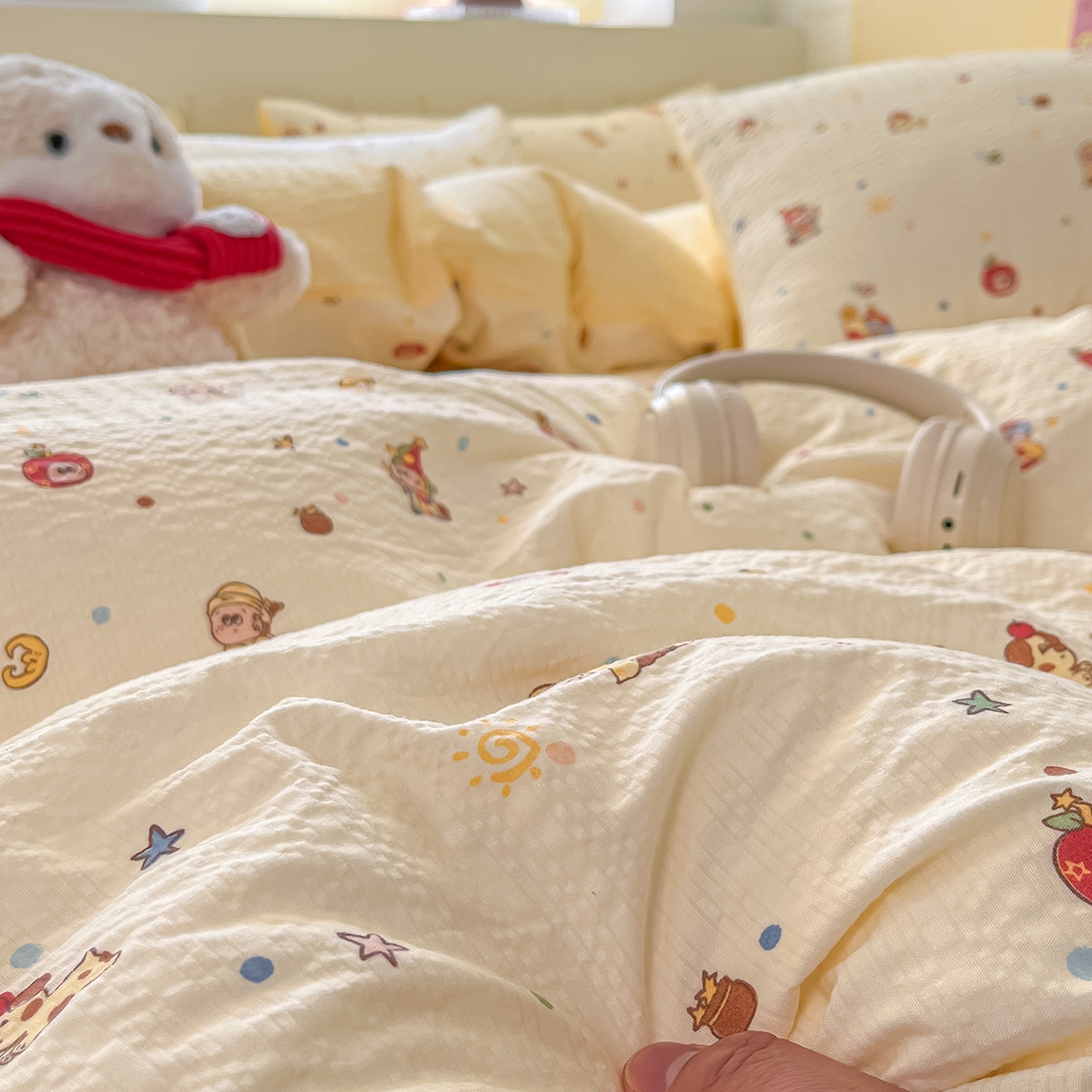 91家纺网 家纺一手货源 找家纺 金梦拉家纺 2026新款A类高品质高克重超柔泡芙纱泡泡纱小清新四件套 顽皮星星