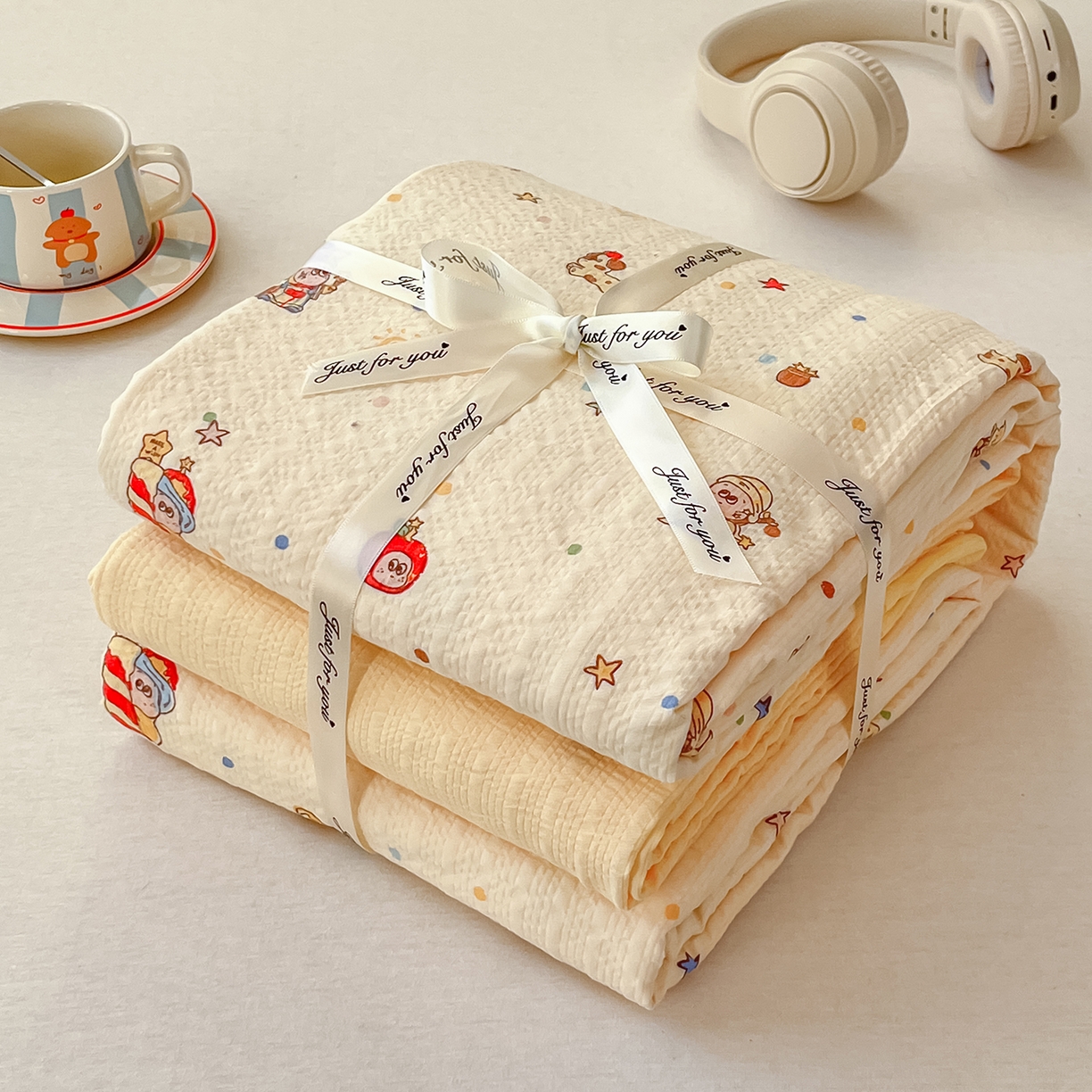 91家纺网 家纺一手货源 找家纺 金梦拉家纺 2026新款A类高品质高克重超柔泡芙纱泡泡纱小清新四件套 顽皮星星