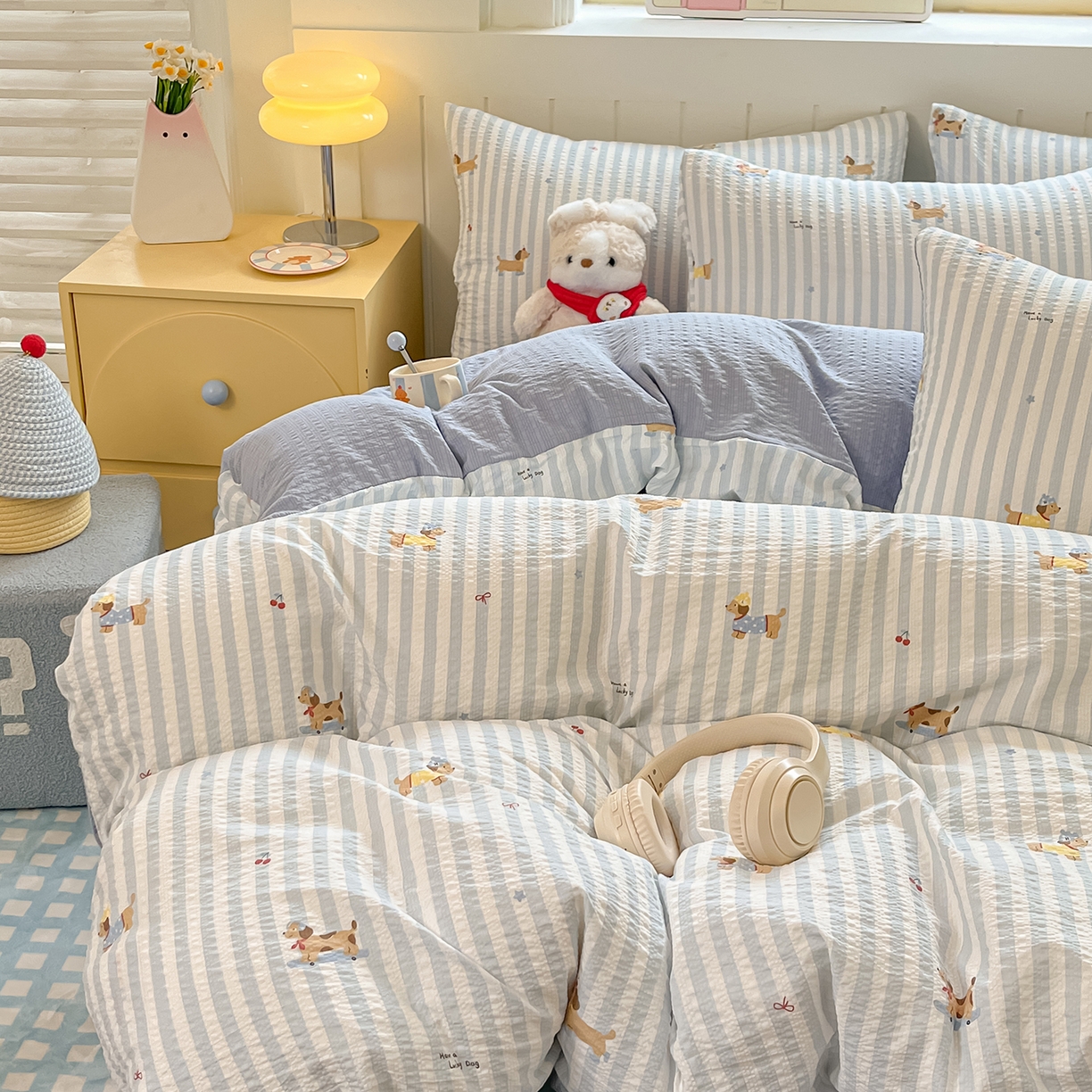 91家纺网 家纺一手货源 找家纺 金梦拉家纺 2026新款A类高品质高克重超柔泡芙纱泡泡纱小清新四件套 线条汪