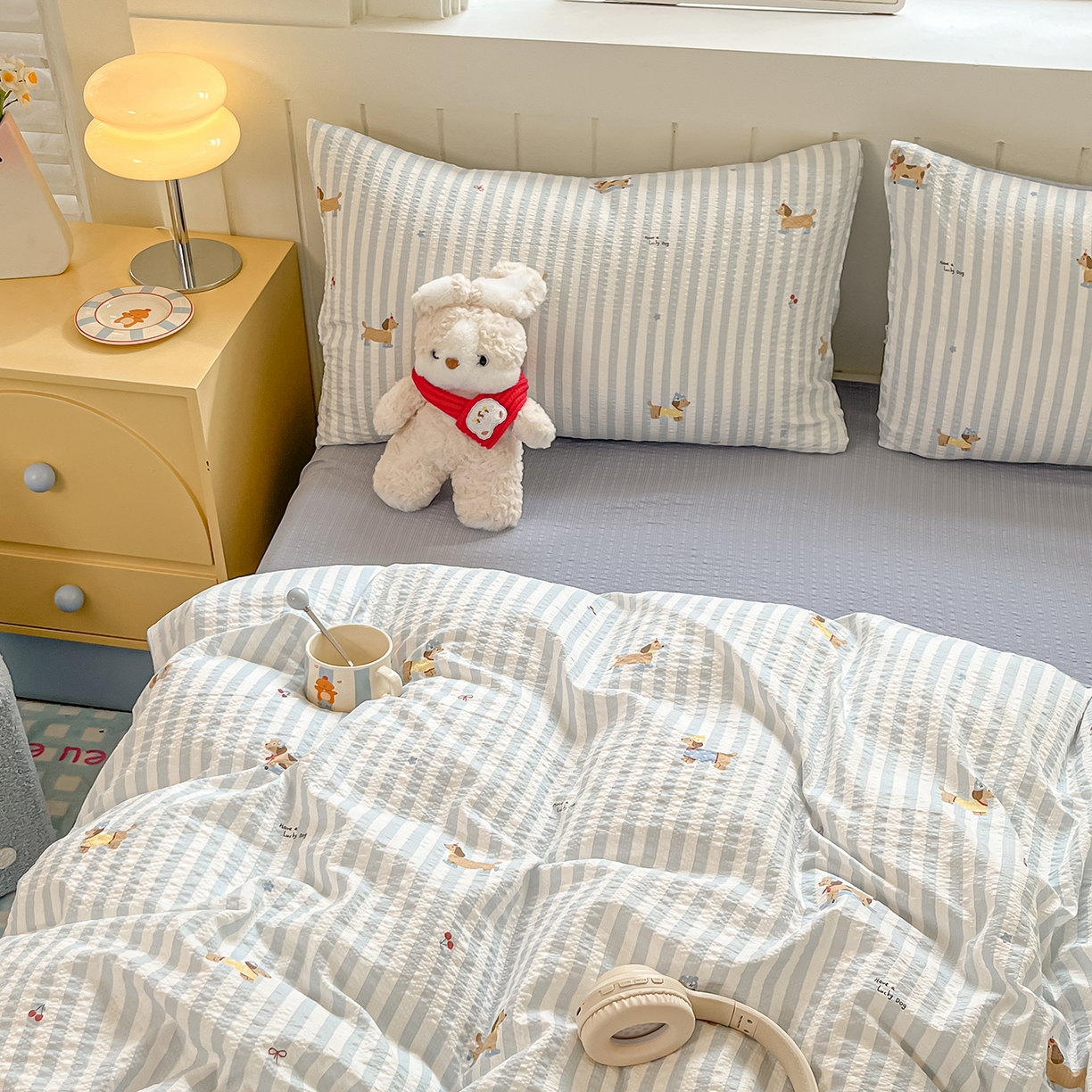 91家纺网 家纺一手货源 找家纺 金梦拉家纺 2026新款A类高品质高克重超柔泡芙纱泡泡纱小清新四件套 线条汪