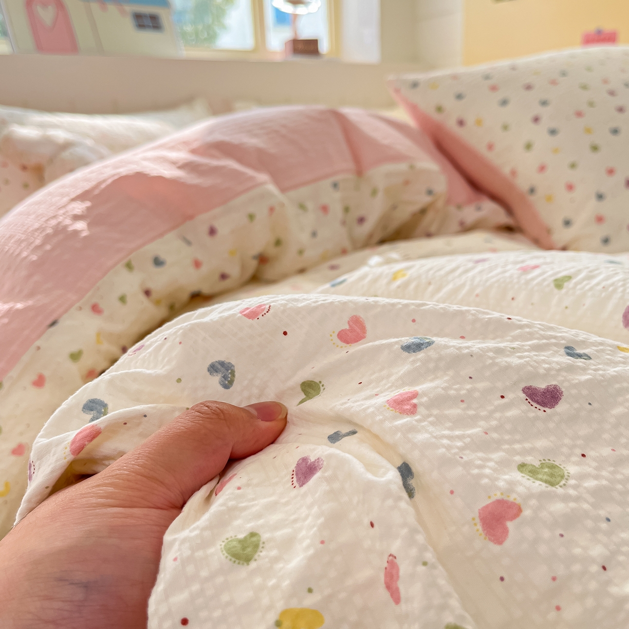 91家纺网 家纺一手货源 找家纺 金梦拉家纺 2026新款A类高品质高克重超柔泡芙纱泡泡纱小清新四件套 心爱