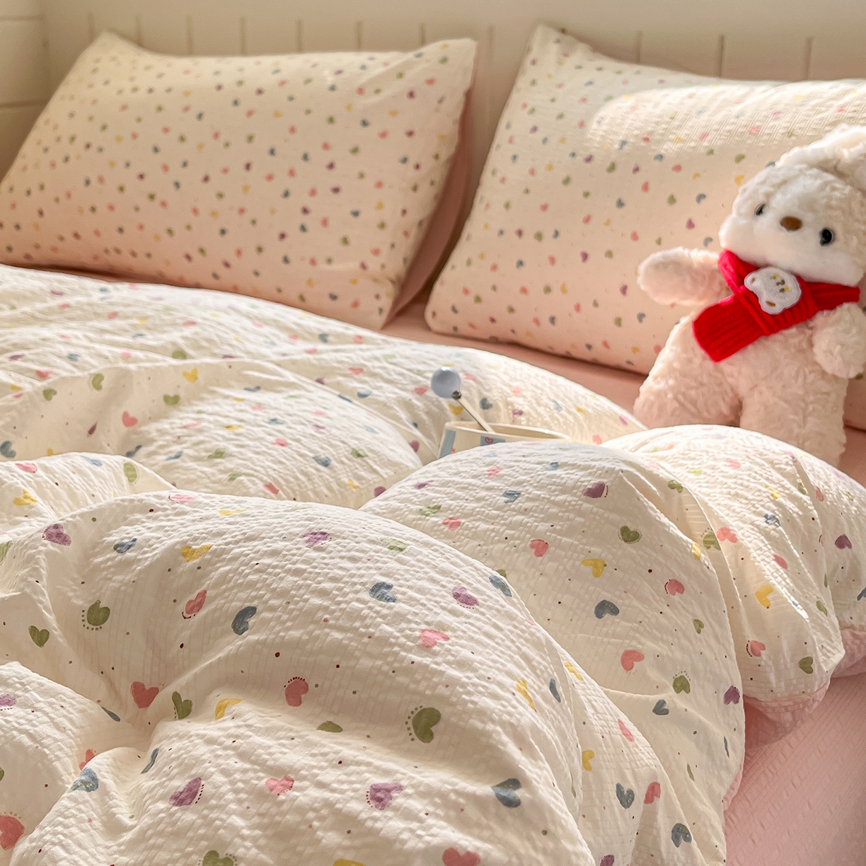 91家纺网 家纺一手货源 找家纺 金梦拉家纺 2026新款A类高品质高克重超柔泡芙纱泡泡纱小清新四件套 心爱