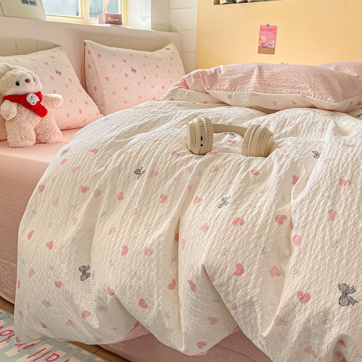 91家纺网 家纺一手货源 找家纺 金梦拉家纺 2026新款A类高品质高克重超柔泡芙纱泡泡纱小清新四件套 心动