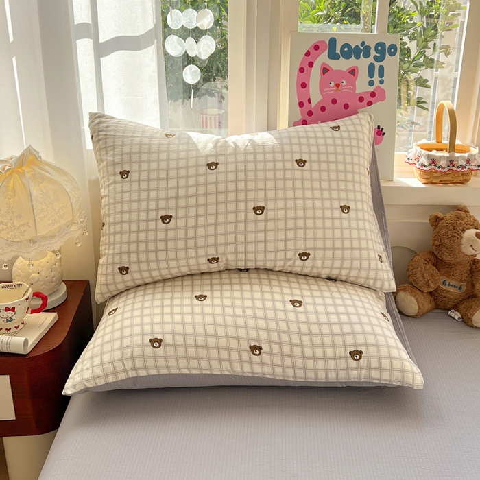 91家纺网 家纺一手货源 找家纺 水木坊 2026春夏新款云感双层纱可爱系列四件套格子熊