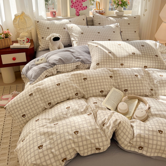 91家纺网 家纺一手货源 找家纺 水木坊 2026春夏新款云感双层纱可爱系列四件套格子熊