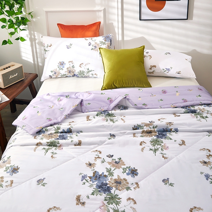 91家纺网 家纺一手货源 找家纺 黛妮雅 2026新款全棉夏被四件套单件夏被单双人空调被学生夏凉被 陌上花开-紫