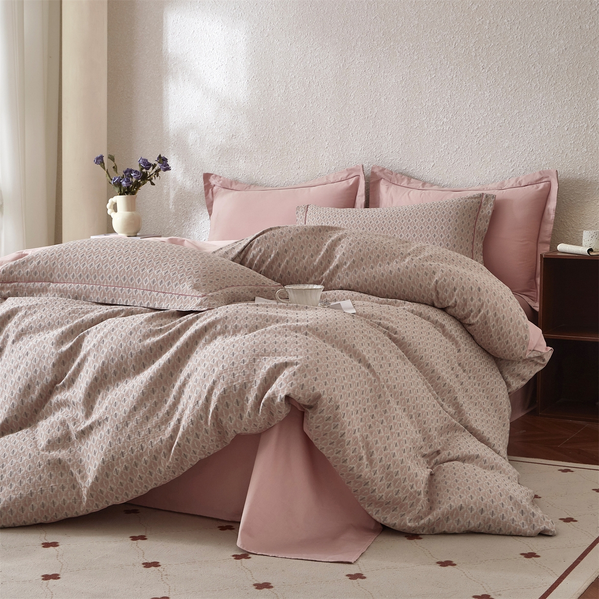 91家纺网 家纺一手货源 找家纺 曼秀琳家纺 2026新款全棉纯棉色织大提花四件套 克汀-粉灰