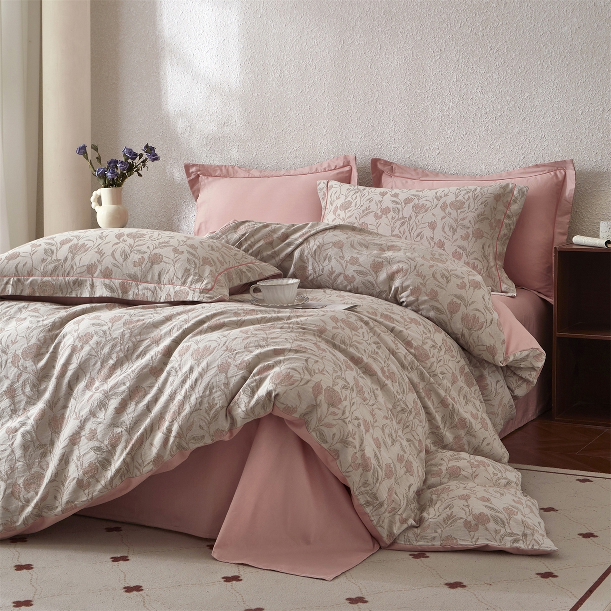 91家纺网 家纺一手货源 找家纺 曼秀琳家纺 2026新款全棉纯棉色织大提花四件套 南法假日-暗粉