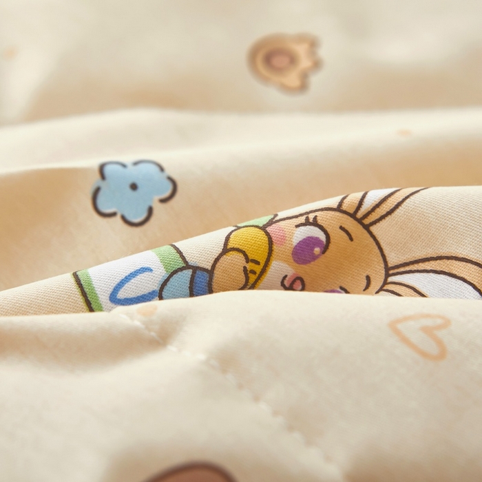 91家纺网 家纺一手货源 找家纺 黛妮雅 2026新款全棉夏被四件套单件夏被单双人空调被学生夏凉被 兔子警官