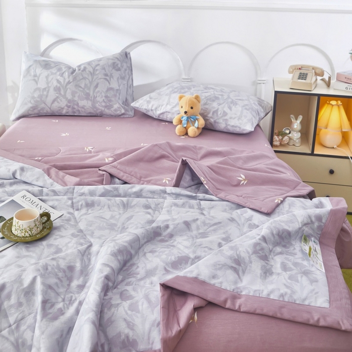 91家纺网 家纺一手货源 找家纺 黛妮雅 2026新款全棉夏被四件套单件夏被单双人空调被学生夏凉被 紫苏