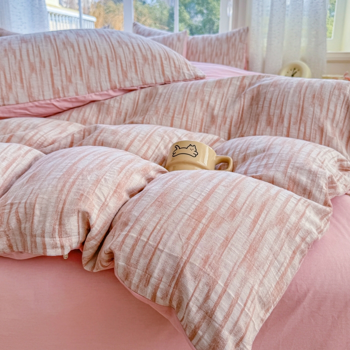 91家纺网 家纺一手货源 找家纺 苏东来家纺 2026新款A类60支全棉长绒棉纯棉色织提花四件套水洗纯棉厚织提花肌理被套四件套 光影粉