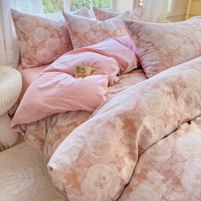 91家纺网 家纺一手货源 找家纺 苏东来家纺 2026新款A类60支全棉长绒棉纯棉色织提花四件套水洗纯棉厚织提花肌理被套四件套 云裳粉