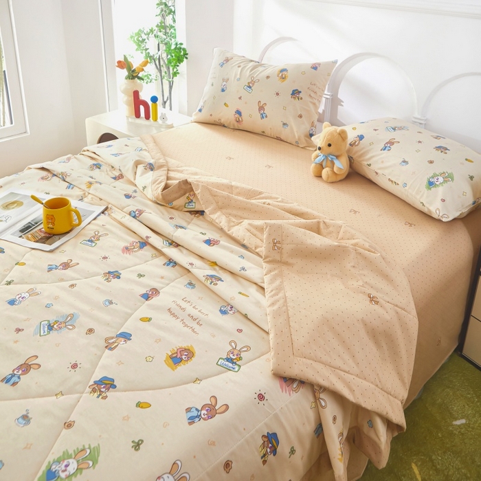 91家纺网 家纺一手货源 找家纺 黛妮雅 2026新款双面全棉羽丝夏被 兔子警官