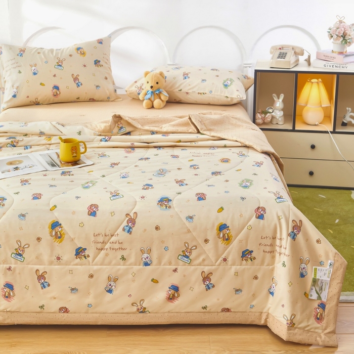 91家纺网 家纺一手货源 找家纺 黛妮雅 2026新款双面全棉羽丝夏被 兔子警官