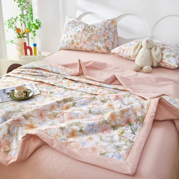 91家纺网 家纺一手货源 找家纺 黛妮雅 2026新款双面全棉羽丝夏被 釉色浮光