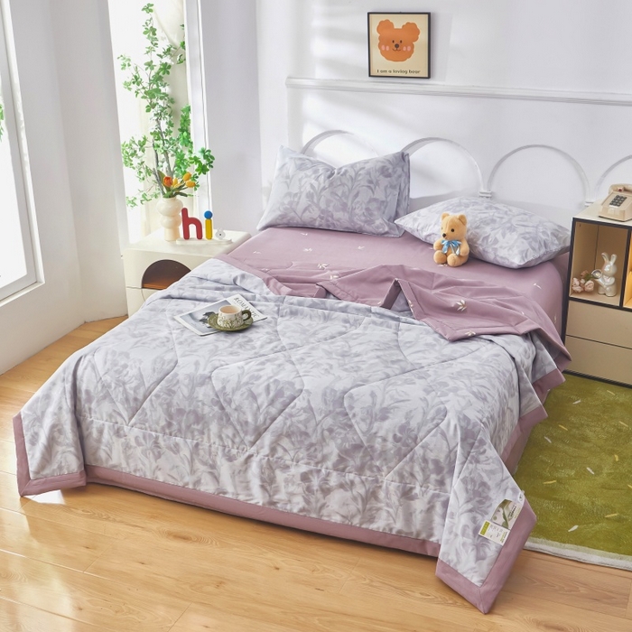 91家纺网 家纺一手货源 找家纺 黛妮雅 2026新款双面全棉羽丝夏被 紫苏