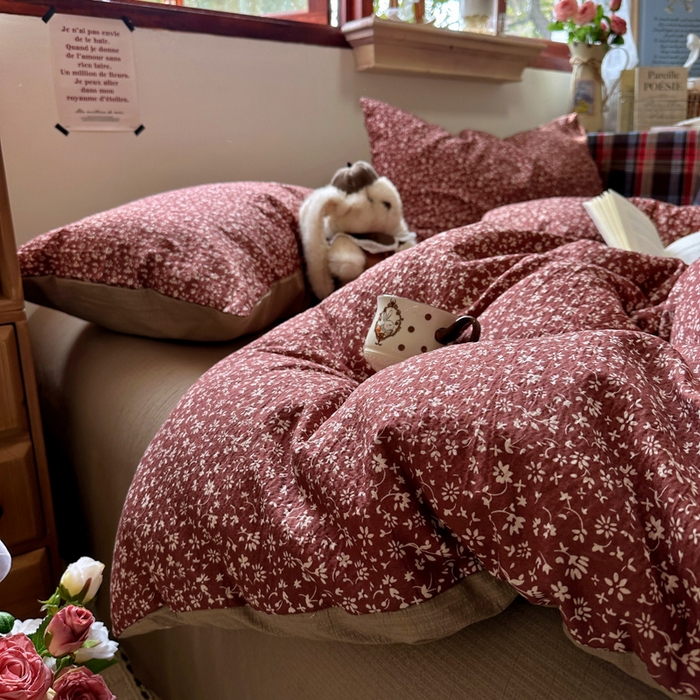 91家纺网 家纺一手货源 找家纺 阿曼达 2026新款日韩系复古印花小碎花软糯贴肤慵懒伴眠超治愈的床单床笠款四件套 小印-林间序.红