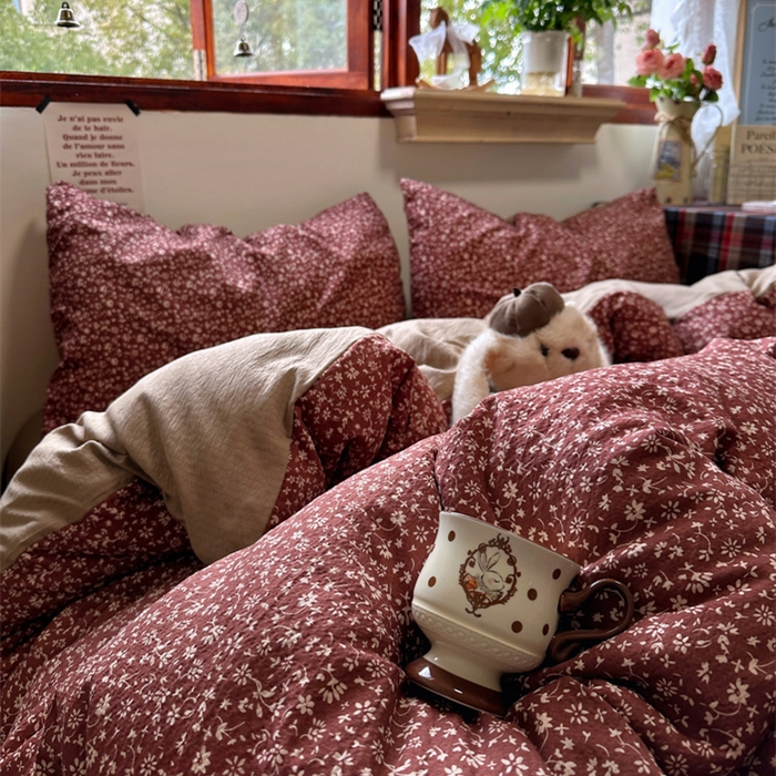 91家纺网 家纺一手货源 找家纺 阿曼达 2026新款日韩系复古印花小碎花软糯贴肤慵懒伴眠超治愈的床单床笠款四件套 小印-林间序.红