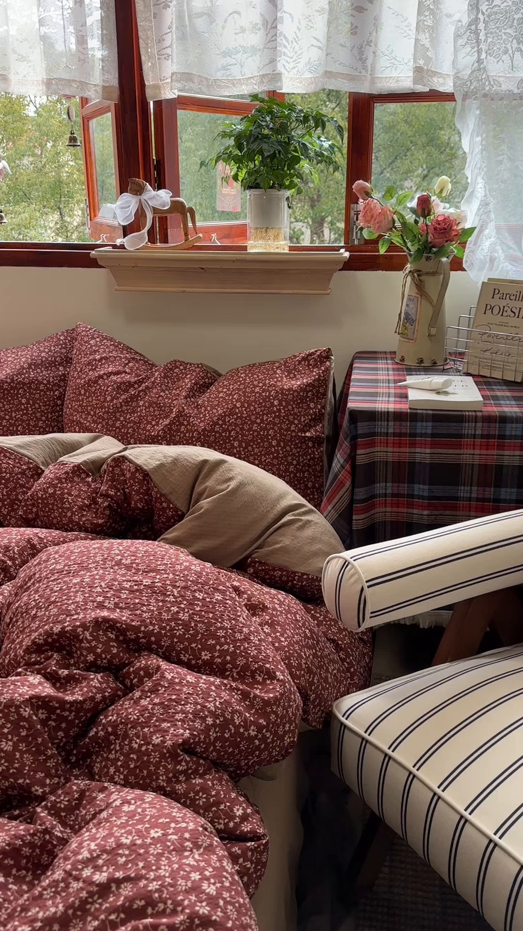 91家纺网 家纺一手货源 找家纺 阿曼达 2026新款日韩系复古印花小碎花软糯贴肤慵懒伴眠超治愈的床单床笠款四件套 小印-林间序.红