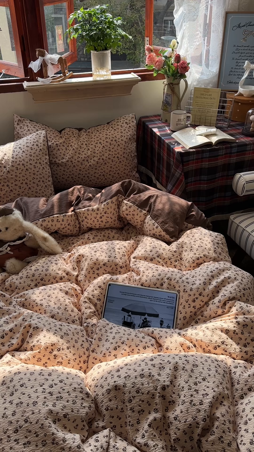 91家纺网 家纺一手货源 找家纺 阿曼达 2026新款日韩系复古印花小碎花软糯贴肤慵懒伴眠超治愈的床单床笠款四件套 小印-木绵笺.驼