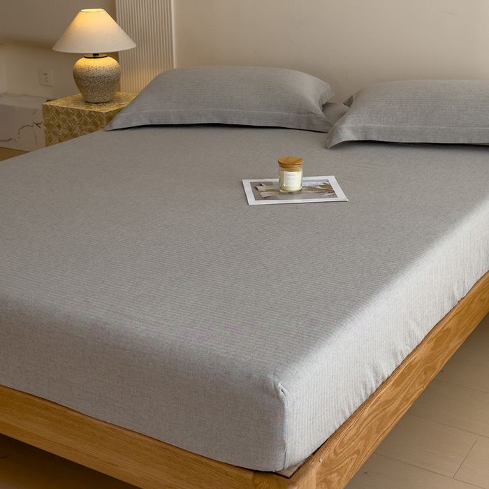 91家纺网 家纺一手货源 找家纺 席世家 2026新款棉麻人字纹床笠 黑灰色