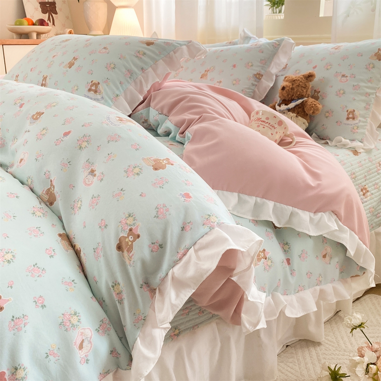 91家纺网 家纺一手货源 找家纺 优贝家纺 2026春夏新款韩系小清新水洗棉古法棉夹棉床盖四件套-风格一 甜心小熊