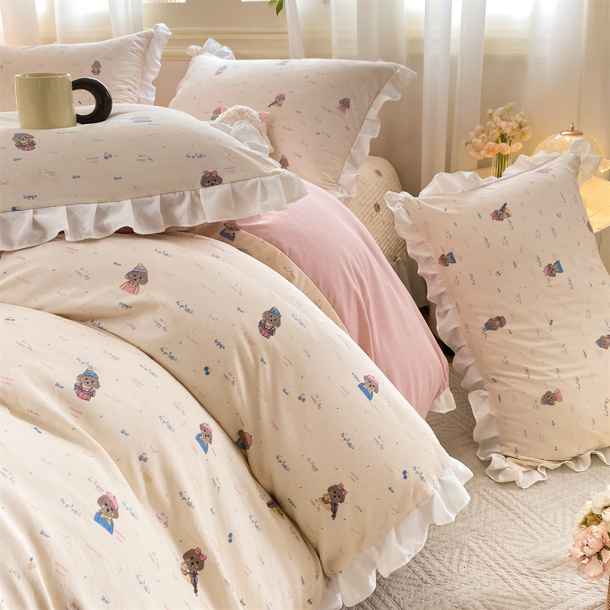 91家纺网 家纺一手货源 找家纺 优贝家纺 2026春夏新款韩系小清新水洗棉古法棉夹棉床盖四件套-风格一 杏芙萌犬